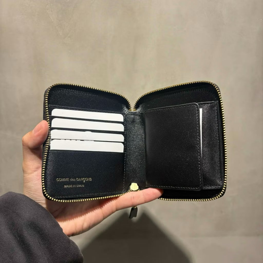 CDG COMME des GARCONS HUGE LOGO 黑錢包