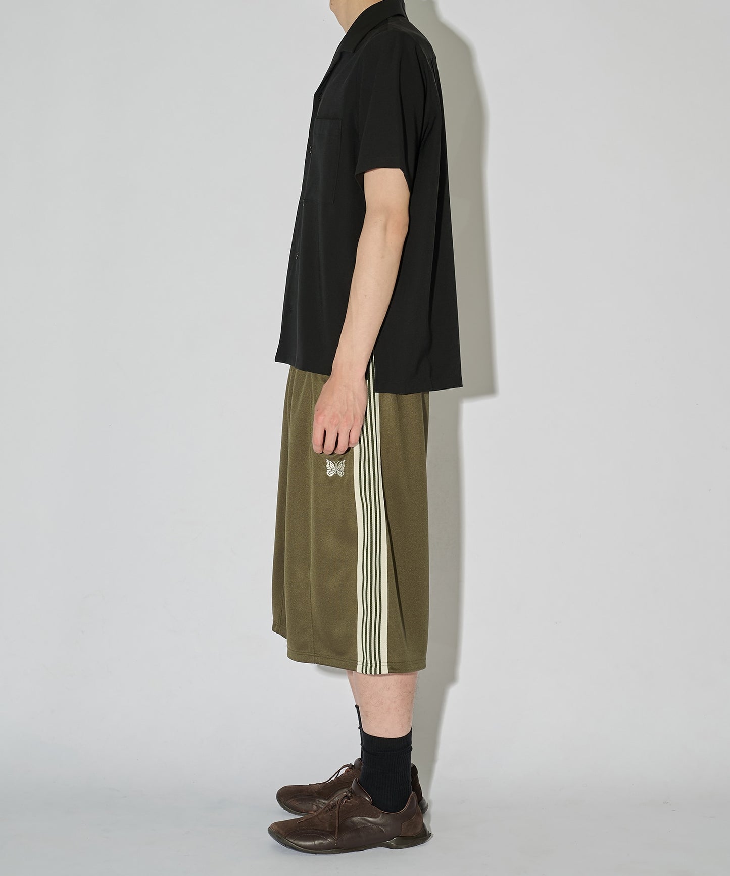 Needles 別注款 H.D Track Short Pant - Poly Smooth 橄欖綠 全新