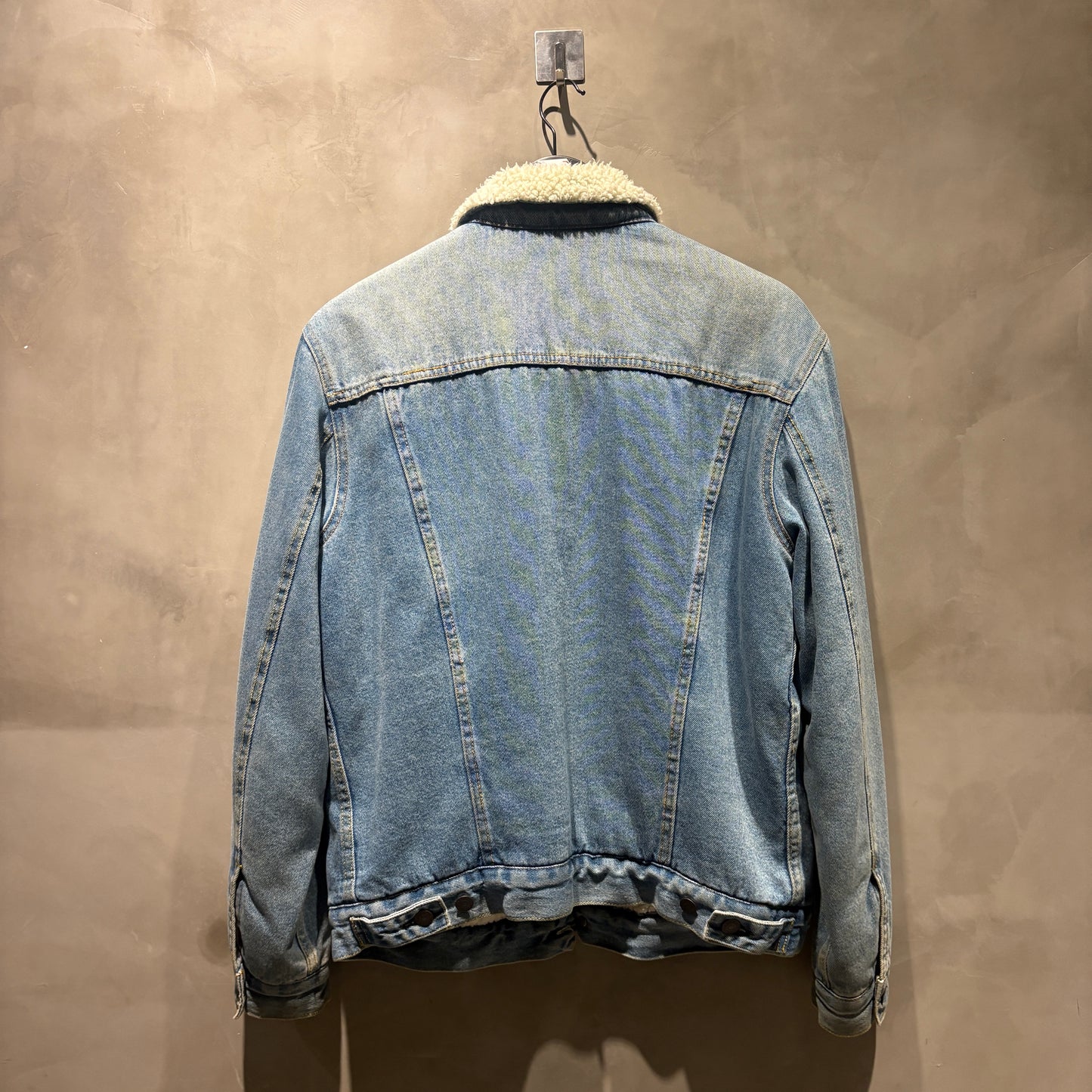 Levi's Sherpa Lined Trucker Jacket外套 二手