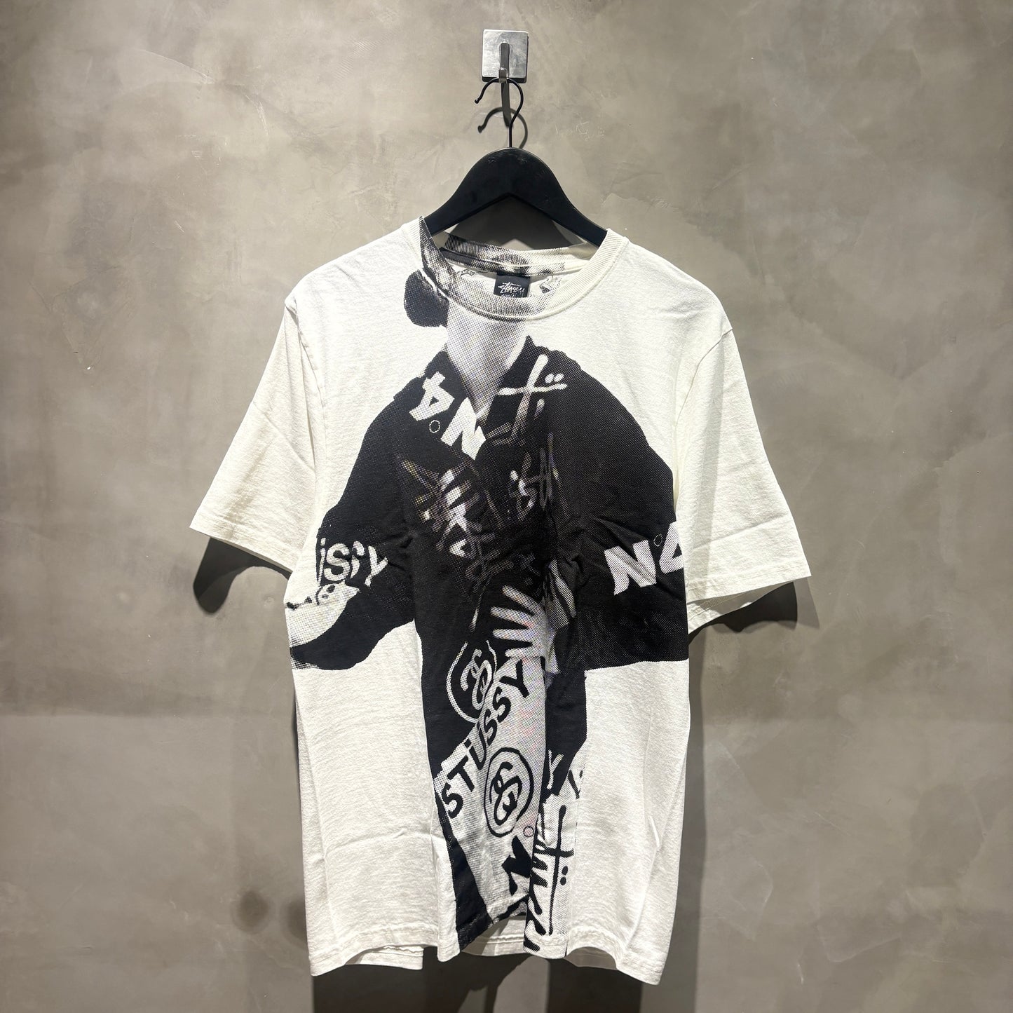 Stussy Paris Tee "Natural" 全新 白色
