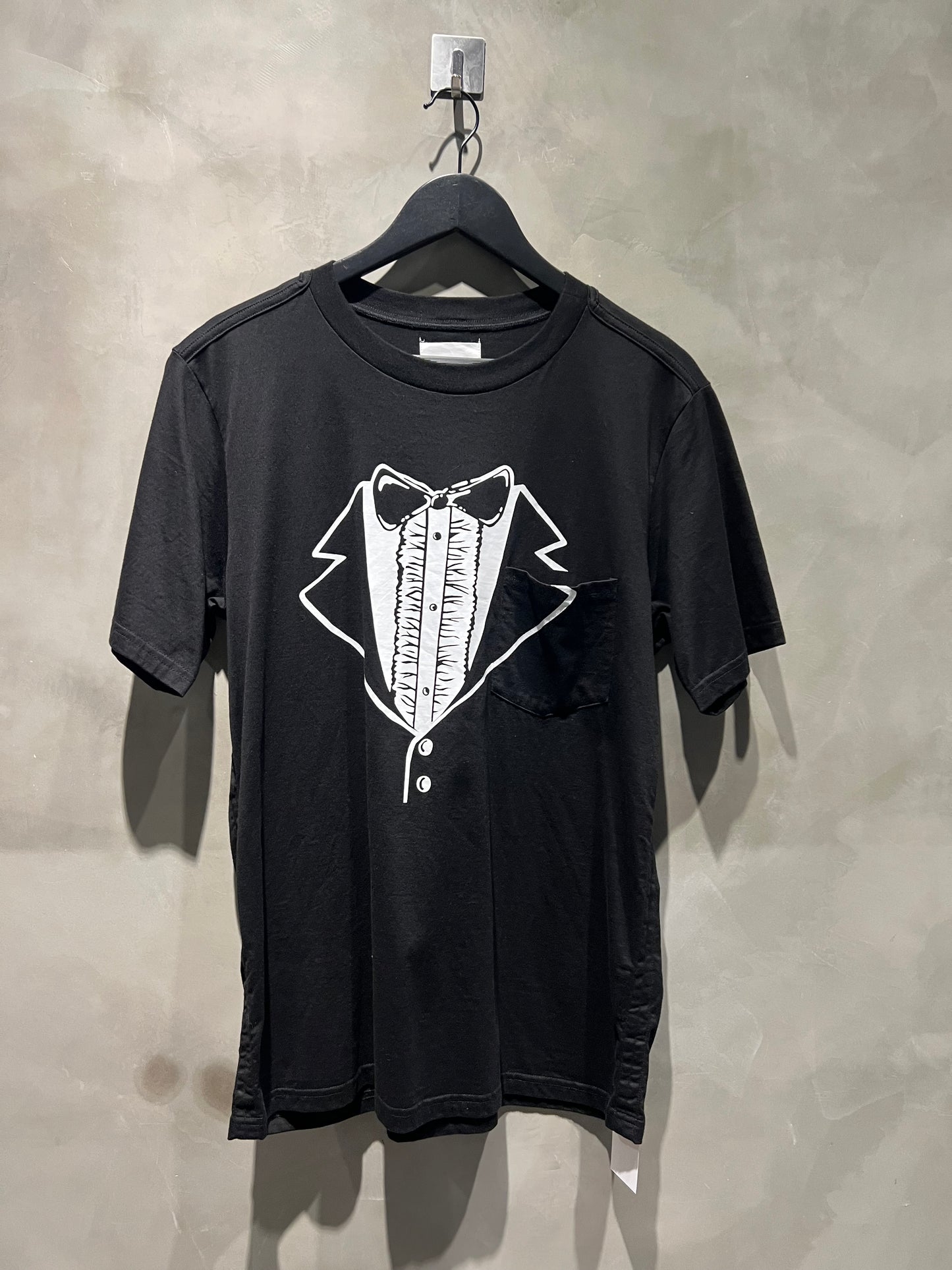 Takahiro Miyashita The Soloist.西裝圖黑t 中古