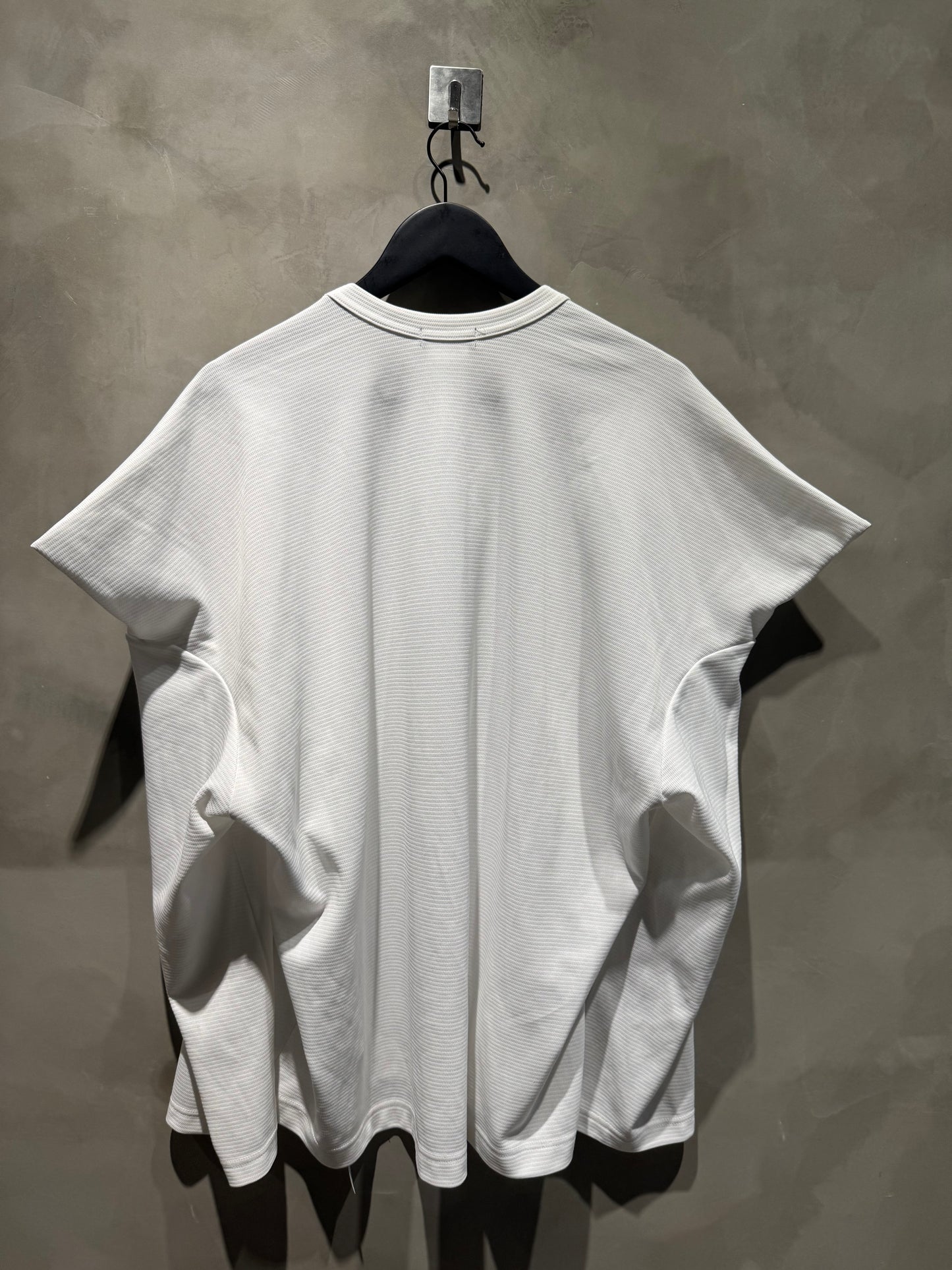 Comme des garcons homme+白色肩膀凸起長休運動上衣 中古