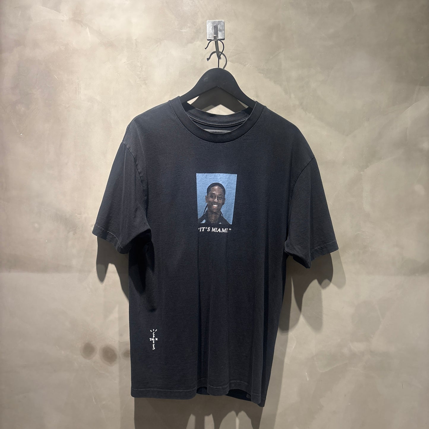 "Free Travis Scott" Mugshot T-Shirt 二手