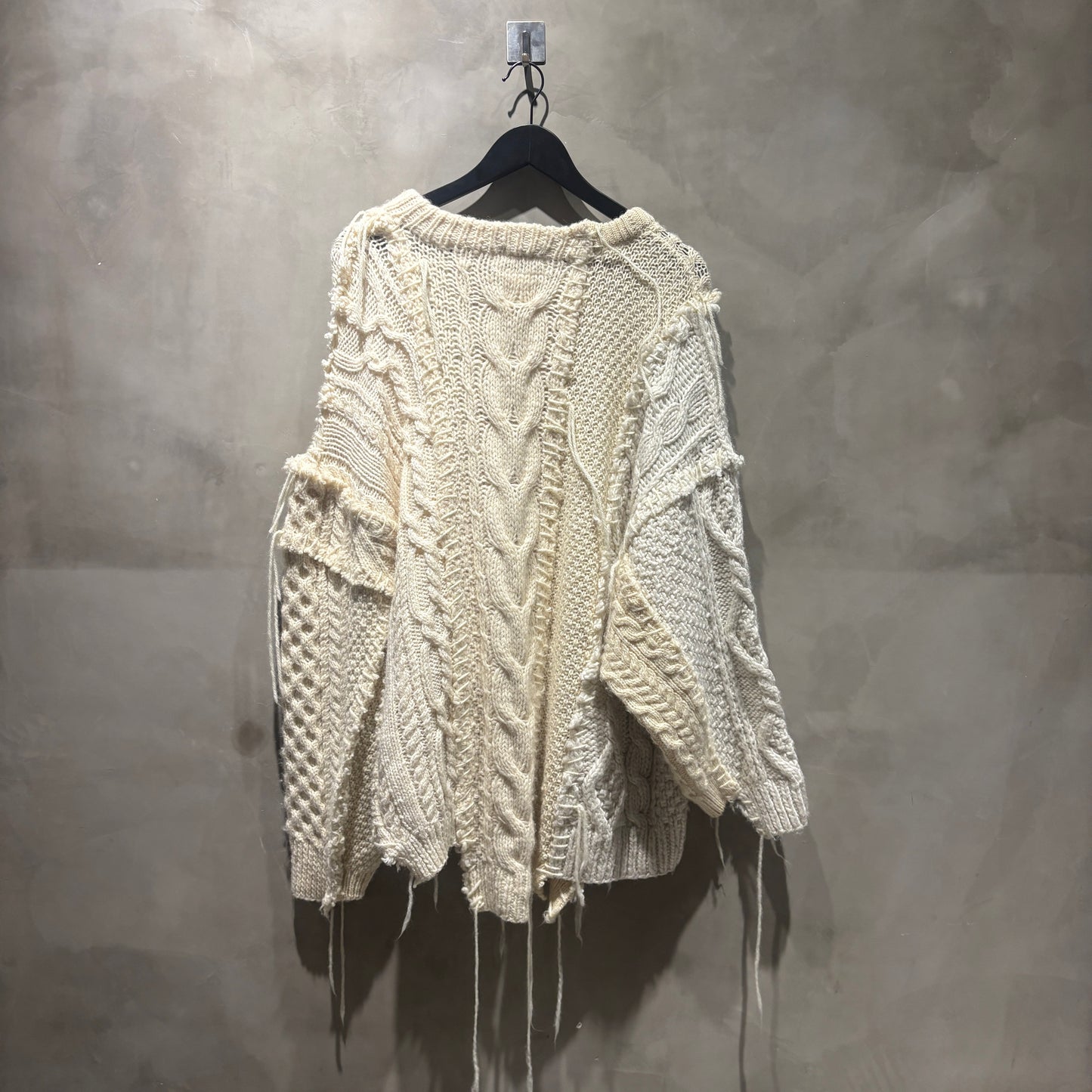 DISCOVERED "Newsed" Custom Knit 針織 毛衣 二手