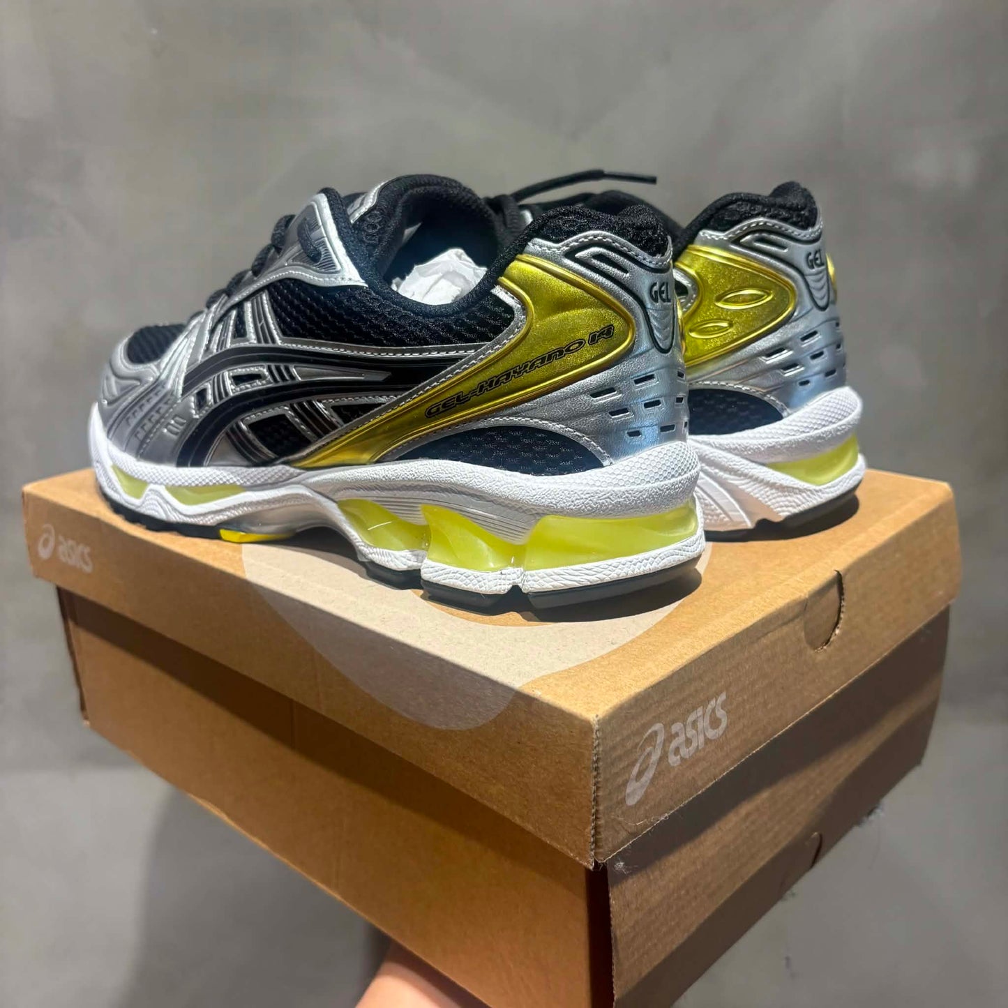 ASICS GEL-KAYANO 14 銀白 全新