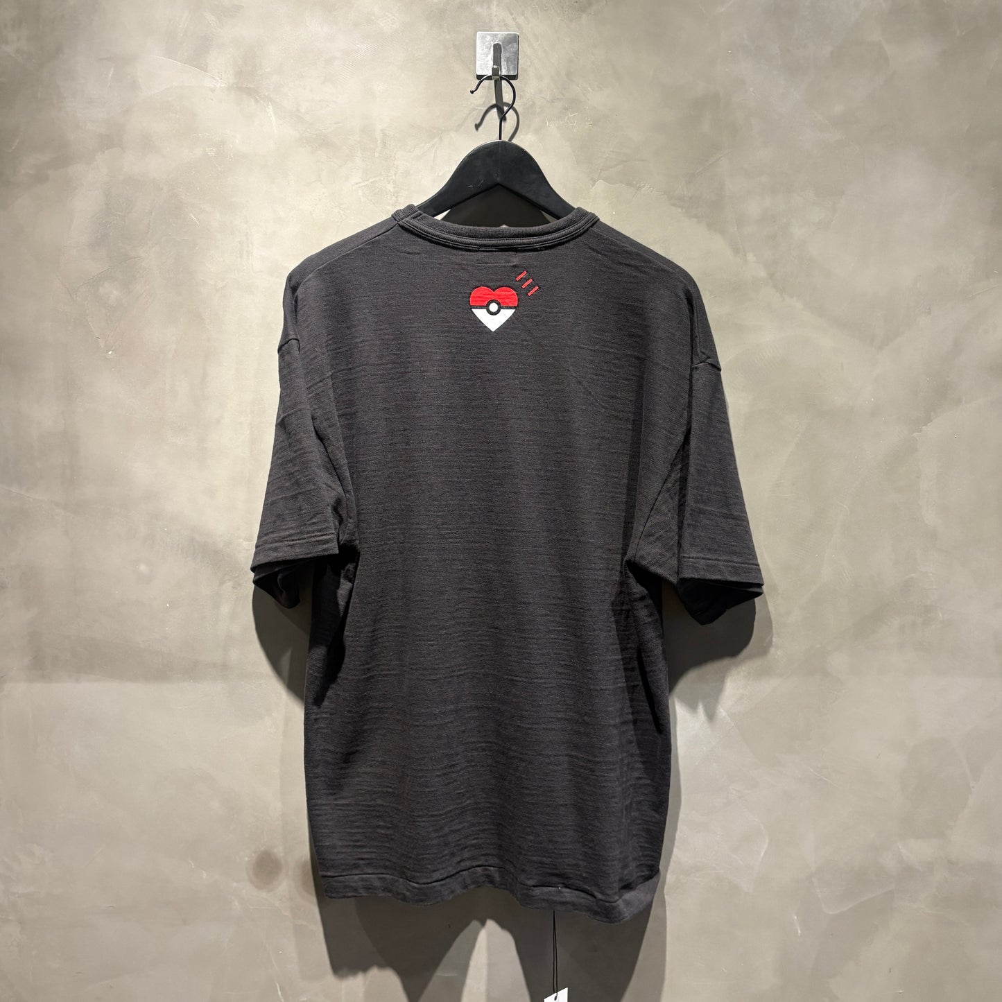 HUMAN MADE x Pokémon聯名系列 寶可夢 鯉魚王 黑色/白色 全新