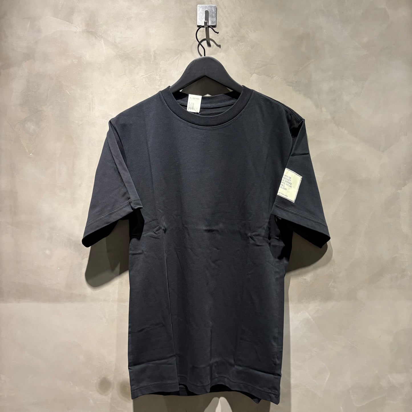 N.HOOLYWOOD (9261-CS83-pieces) T-SHIRT 黑色 全新 台灣現貨