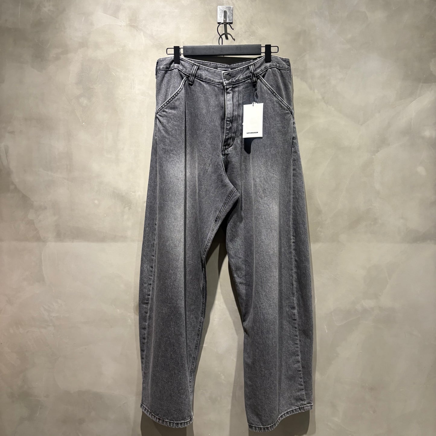 HATCHINGROOM Wide Curve Jeans 牛仔褲 全新